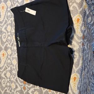 Old Navy size 14 BNWT flat front black stretch cotton shorts 3" inseam